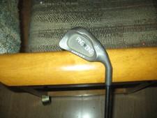 Slightly Used Ping Zing  mens 4 iron JZ steel shaft Black dot  RH