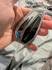Righty TaylorMade Qi pitching wedge. regular graphite