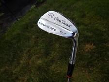 Wilson Sam Snead RH 9 Iron with 35" Metal Shaft