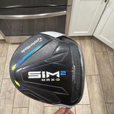Taylormade Men’s Sim 2 Max D 3 Wood 16* Stiff flex with headcover